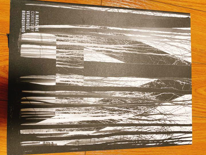大きな取引A Magazine #6 Veronique Branquinho 洋書 本・音楽・ゲーム¥9,000-redecasanossa.com.br 大きな取引A Magazine #6 Veronique Branquinho 洋書 本・音楽・ゲーム¥9,000-redecasanossa.com.br