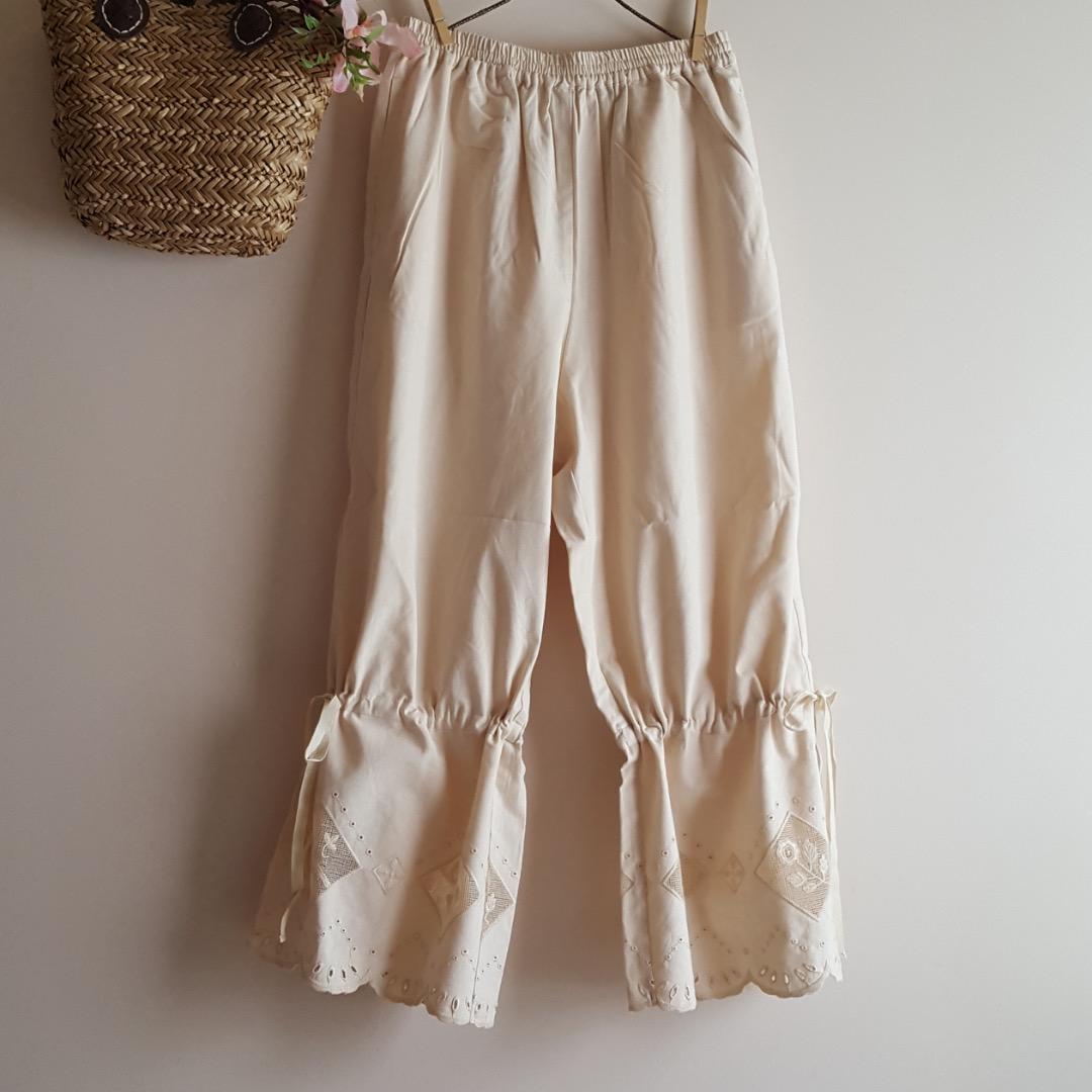 新品SM2☆キナリ／鳥刺繍裾口絞りペチパンツ