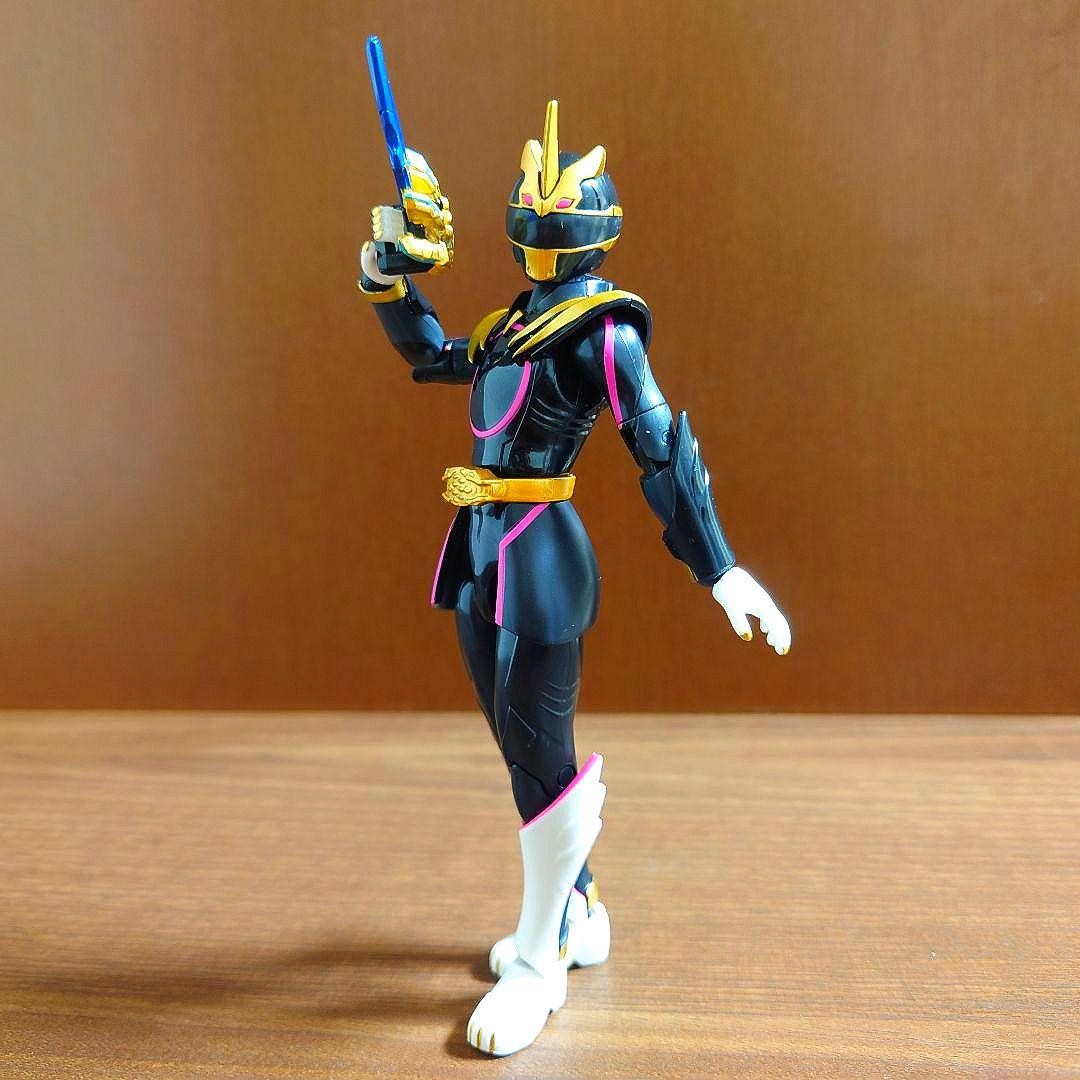 重塗装　アクションヒーロー　ゴジュウユニコーン