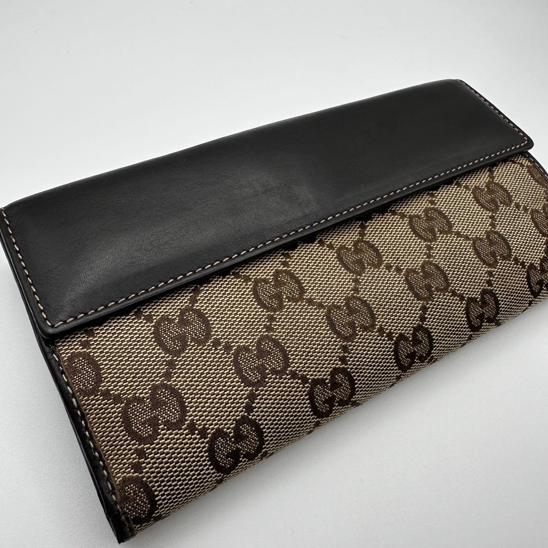 Gucci グッチ ロゴパッチ モノグラム ウォレット GUCCI グッチ GG モノグラム柄 キャンバス フラップウォレット