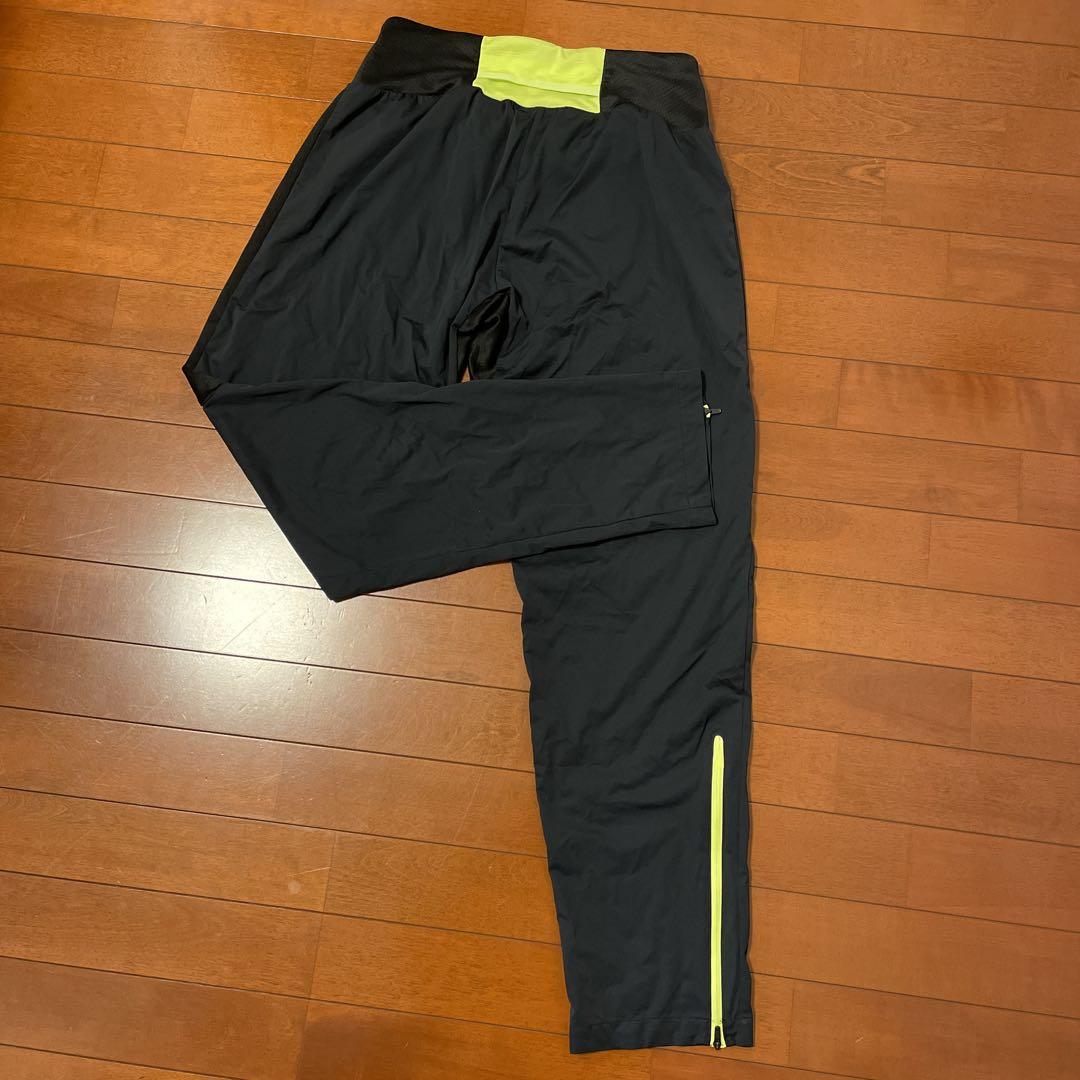 アシックス　ウインドブレーカー上下　XL