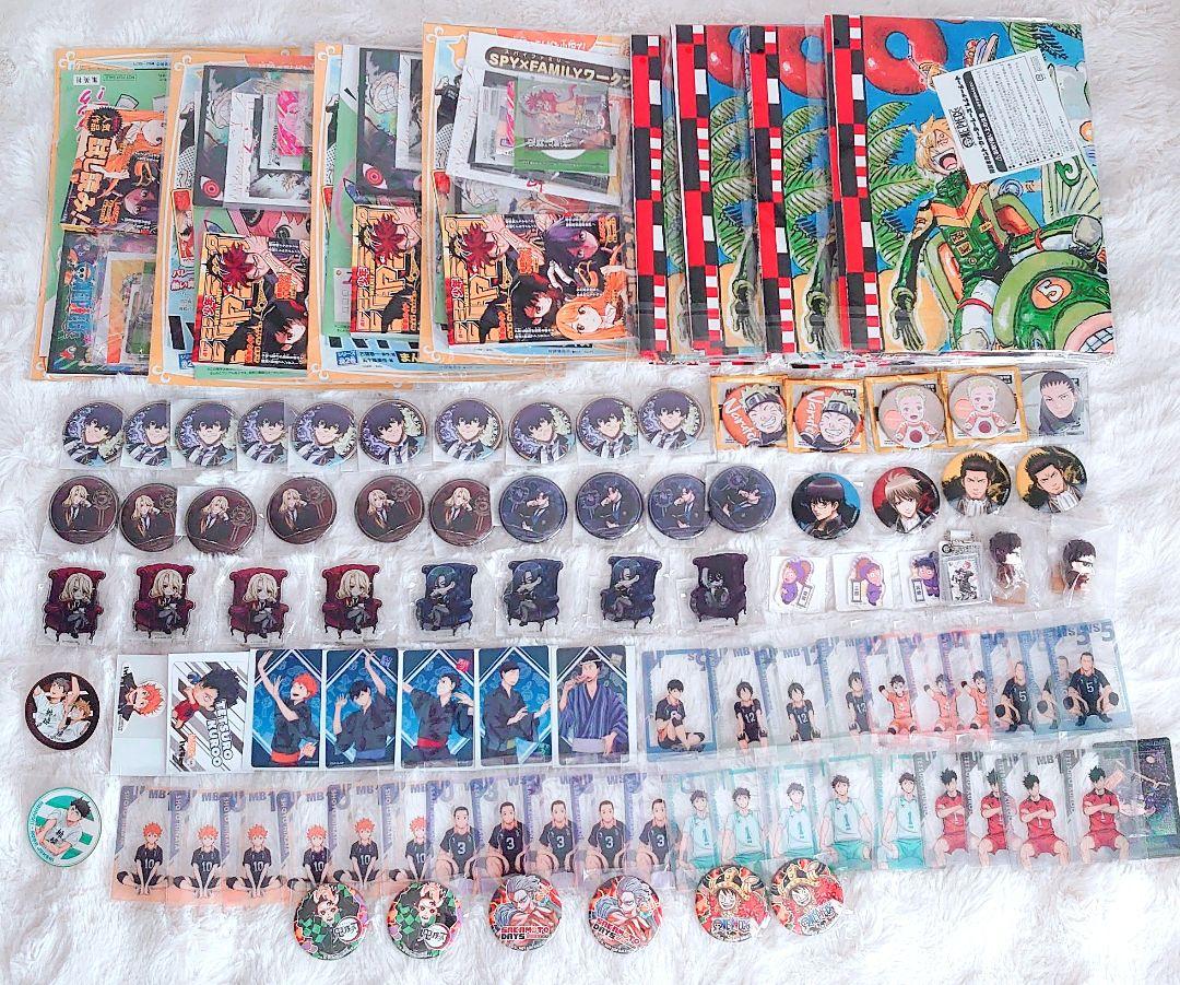 アニメ キャラクターグッズ 大量 缶バッジ アクリルスタンド まとめ売り 新品未使用】アニメ グッズ アクリルスタンド 缶バッジ 大量