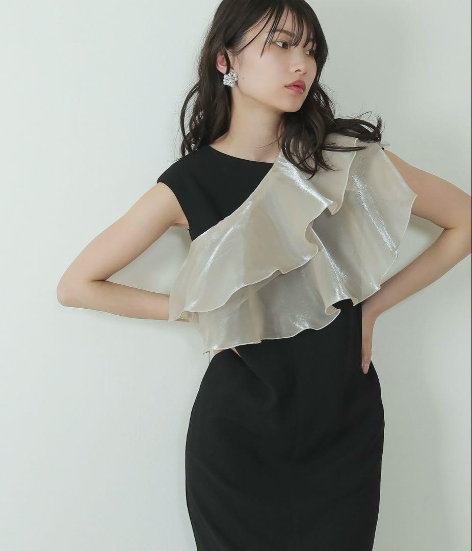 【半額・美品】ラッフル つけ襟 カッティング ワンピース 2点セット