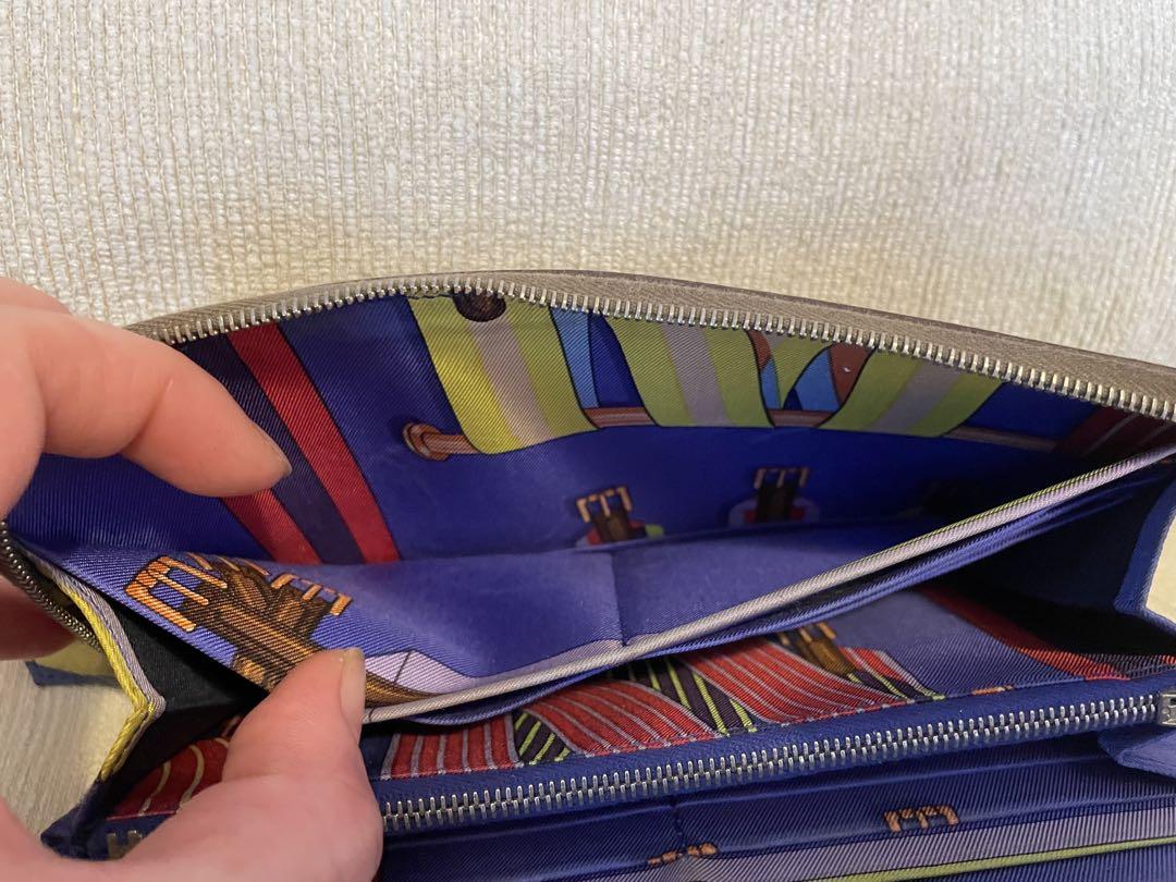 HERMES エルメス　シルクイン　エトゥープ