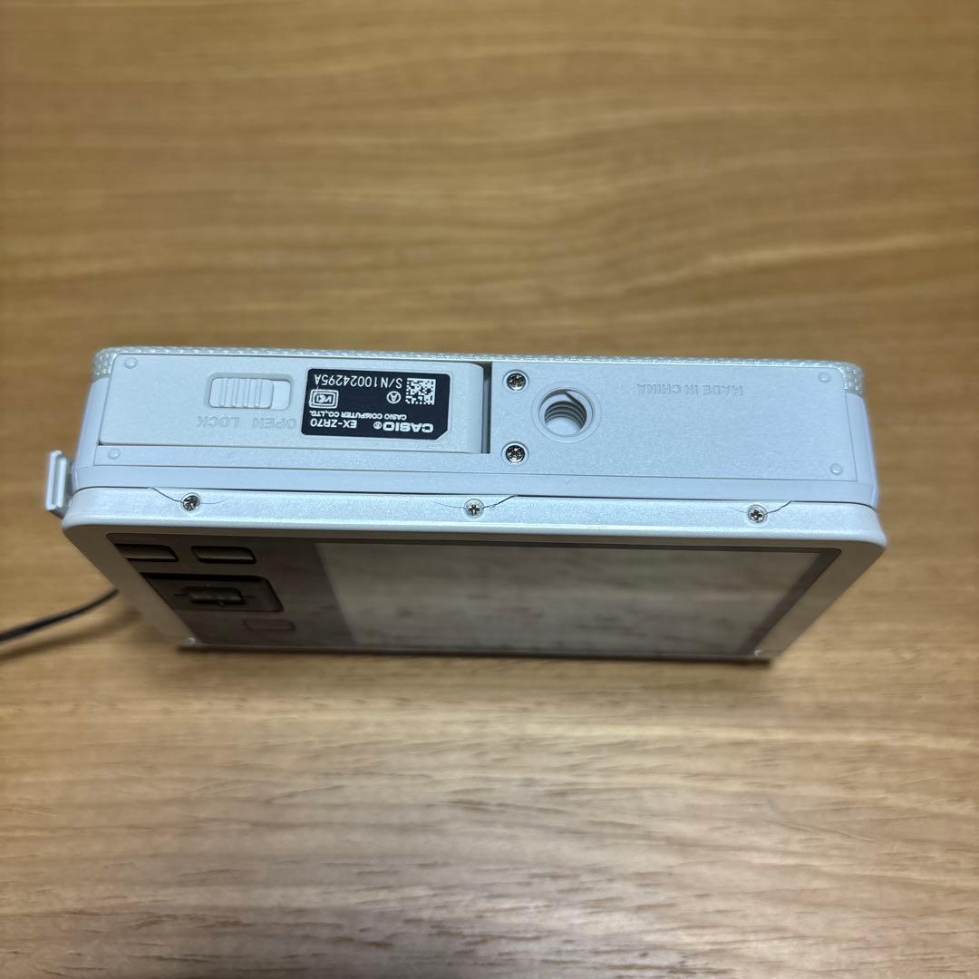 CASIO EXILIM HS ホワイト コンパクトデジタルカメラ