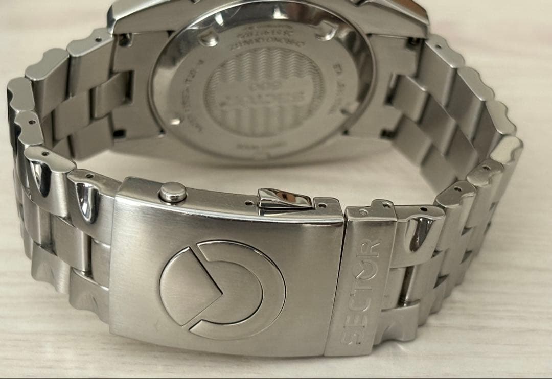 セクター 600 クロノグラフ セクター 600 クロノグラフ