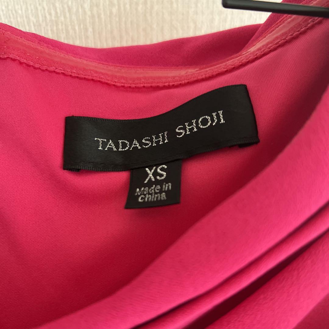 専用です未使用TADASHI SHOJI ワンピース海外XS 専用です未使用TADASHI SHOJI ワンピース海外XS