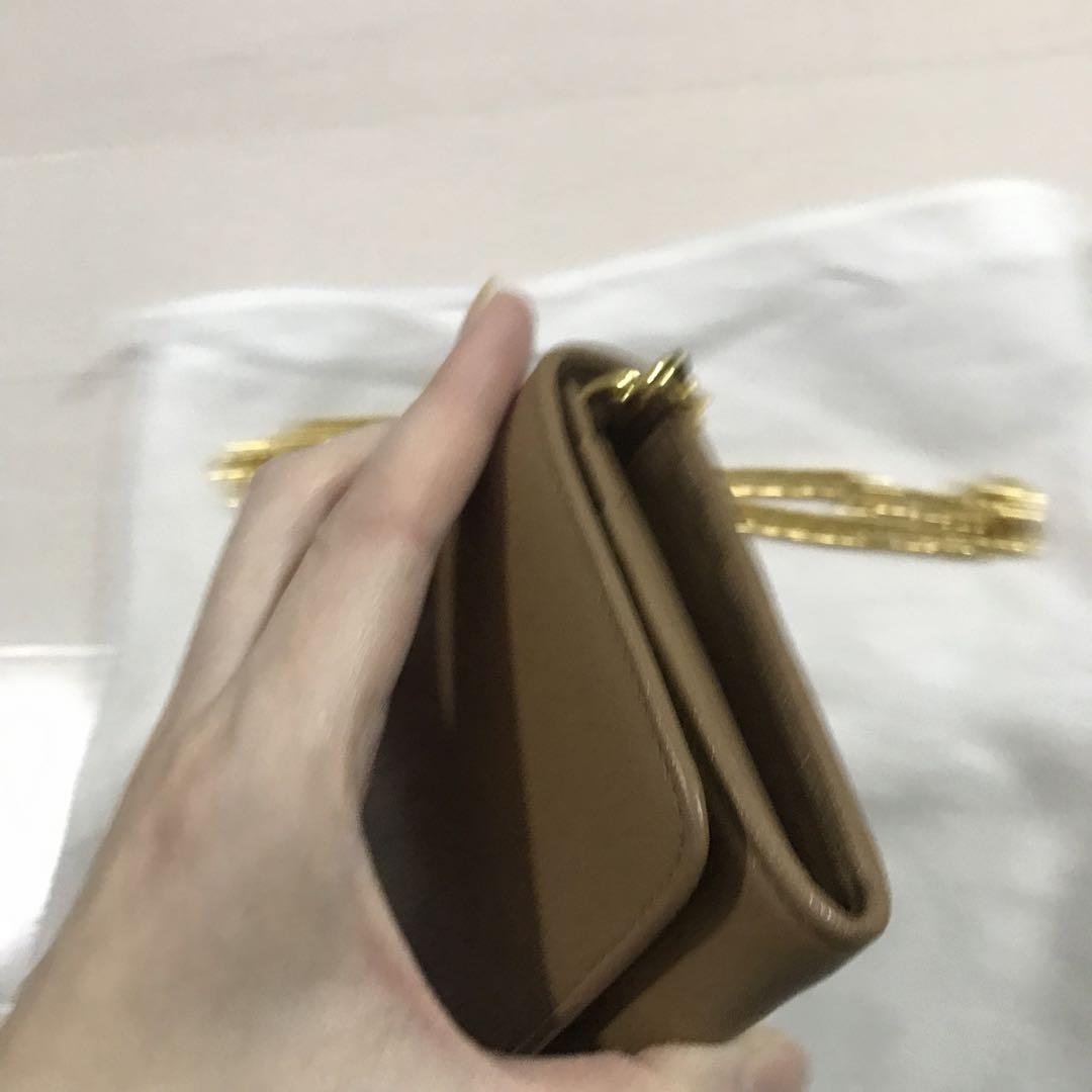 専用です！PRADA チェーンウォレット　VITELLO MOVE キャメル