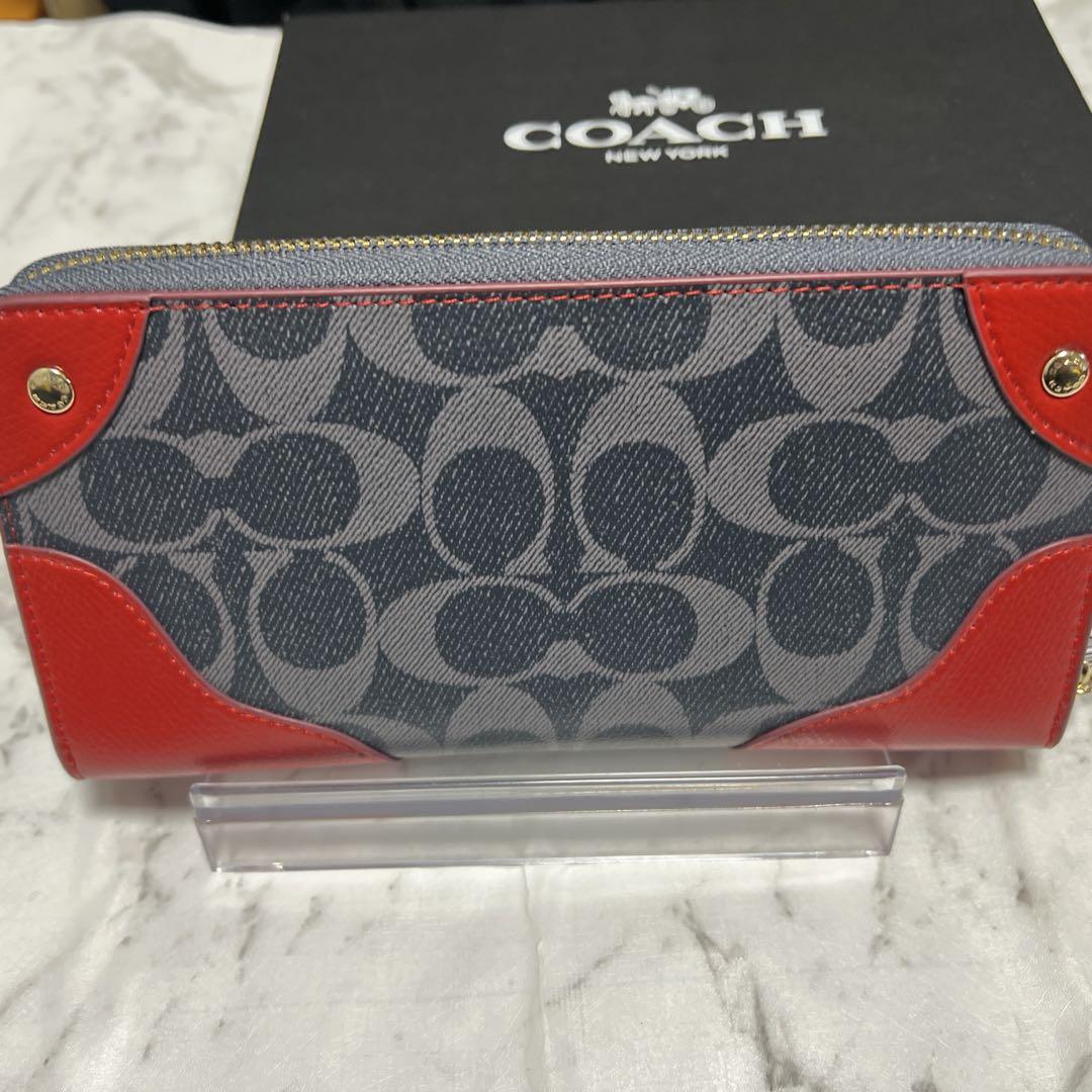 【値下げしました】COACH 長財布 シグネチャー ラウンドファスナー新品未使用
