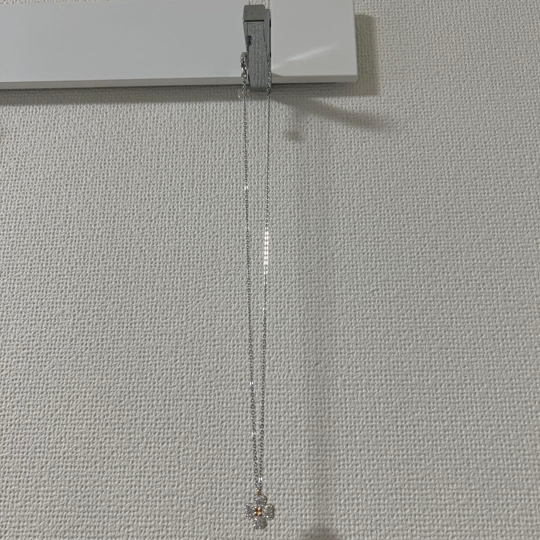 スワロフスキーネックレス