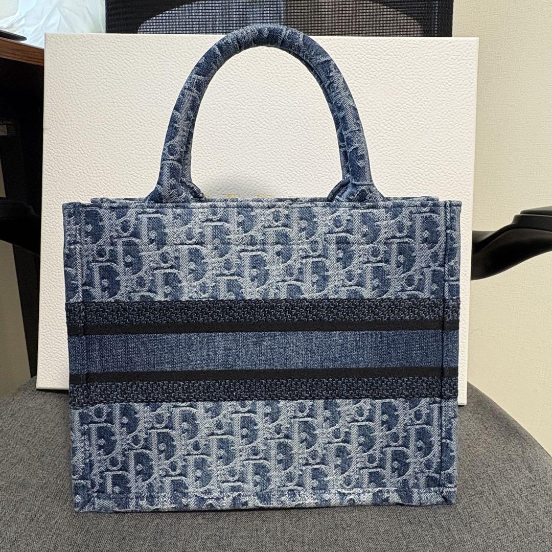 新品同様 Dior ブックトート×デニム ミディアム トートバッグ