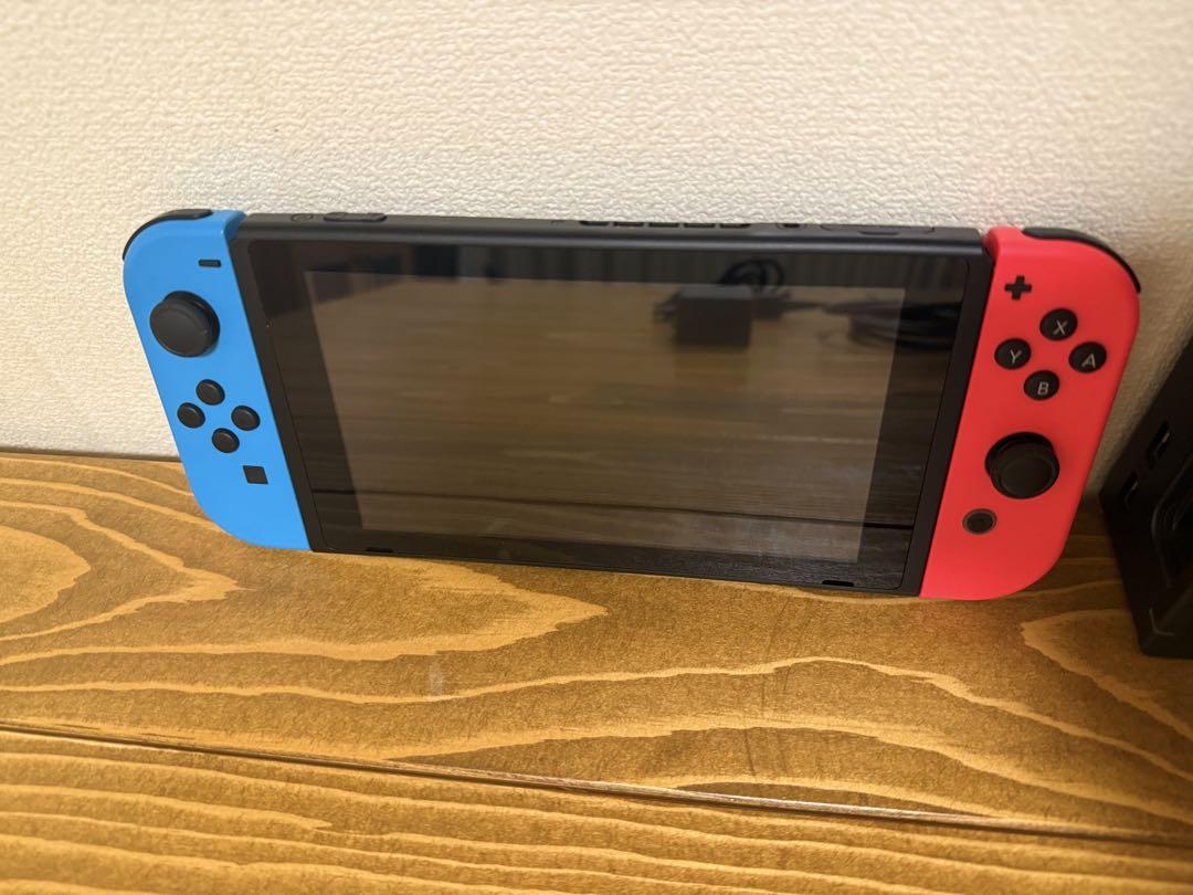 Nintendo Switch 本体 青/赤 Joy-Con