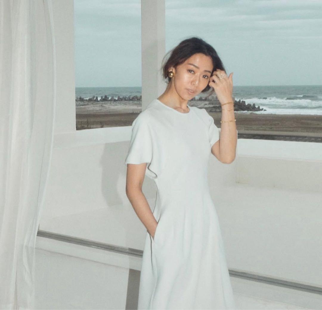 2023ss WERTHY ワーシー バタフライスリーブドレス 野沢和香　Ｍ 2023ss WERTHY ワーシー バタフライスリーブドレス 野沢和香 M