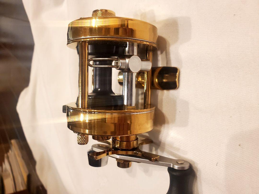 アブガルシア アンバサダー 2500C 78年 8ベアリング 未使用品