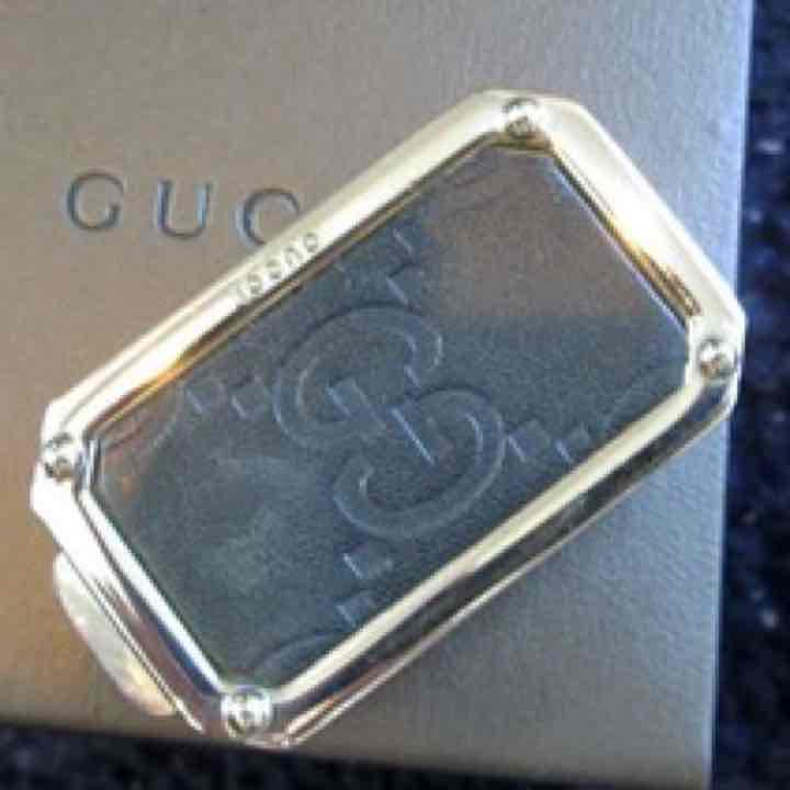 値下げしました!GUCCI シマ マネークリップ