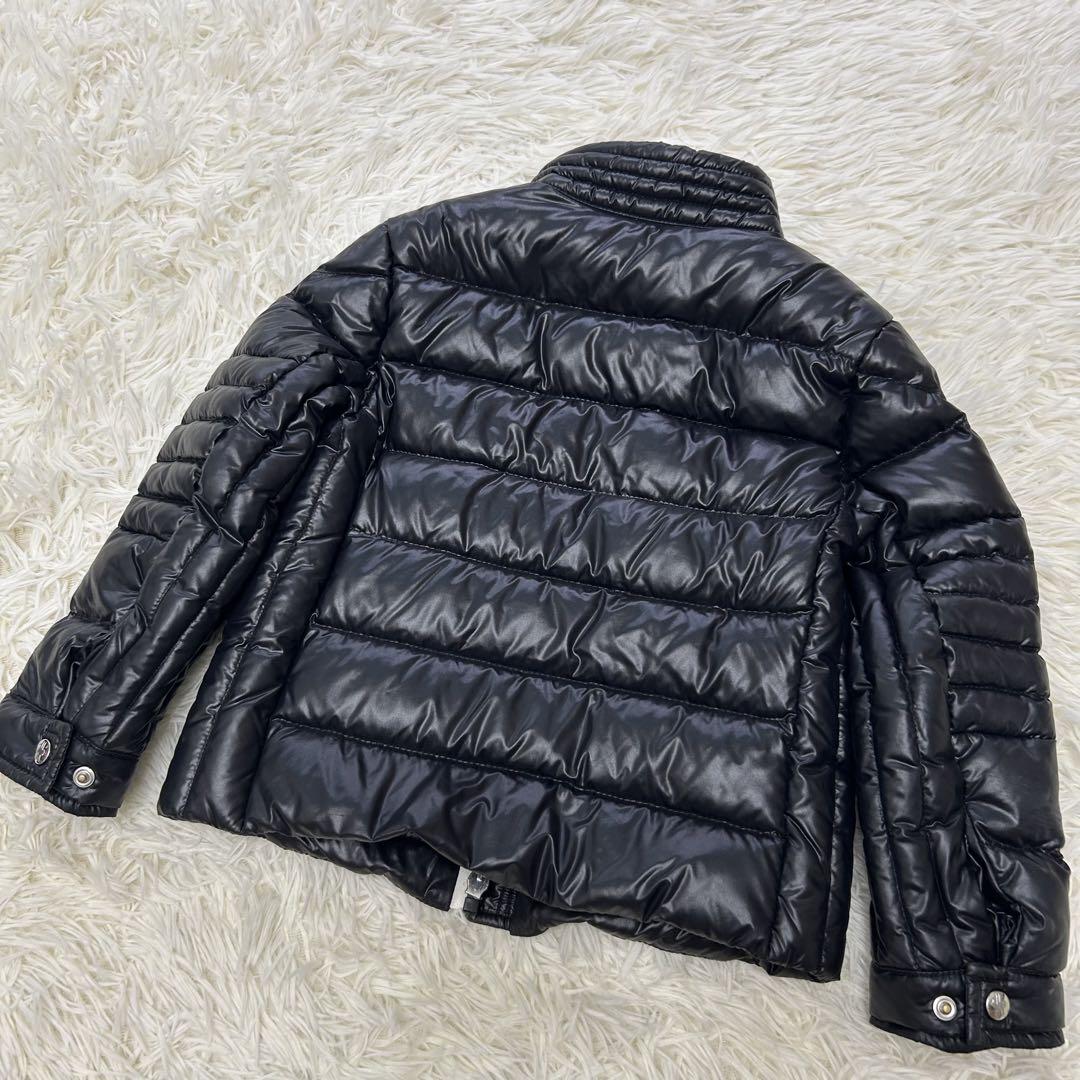 美品✨モンクレール NAHAN ロゴ ライダース ダウンジャケット
