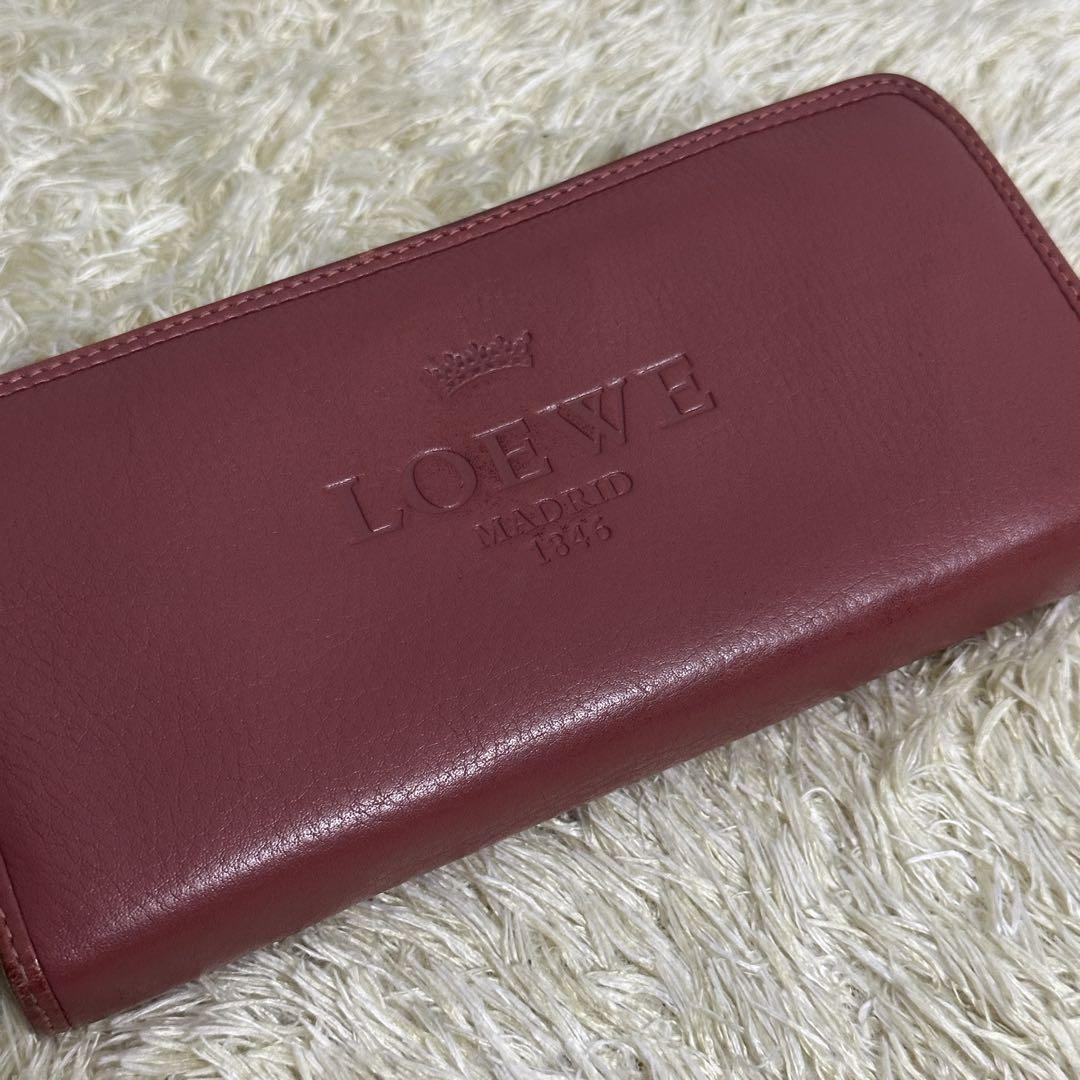 ロエベ　長財布　ラウンドジップ　刻印ロゴ　美品　レディース　ウォレット