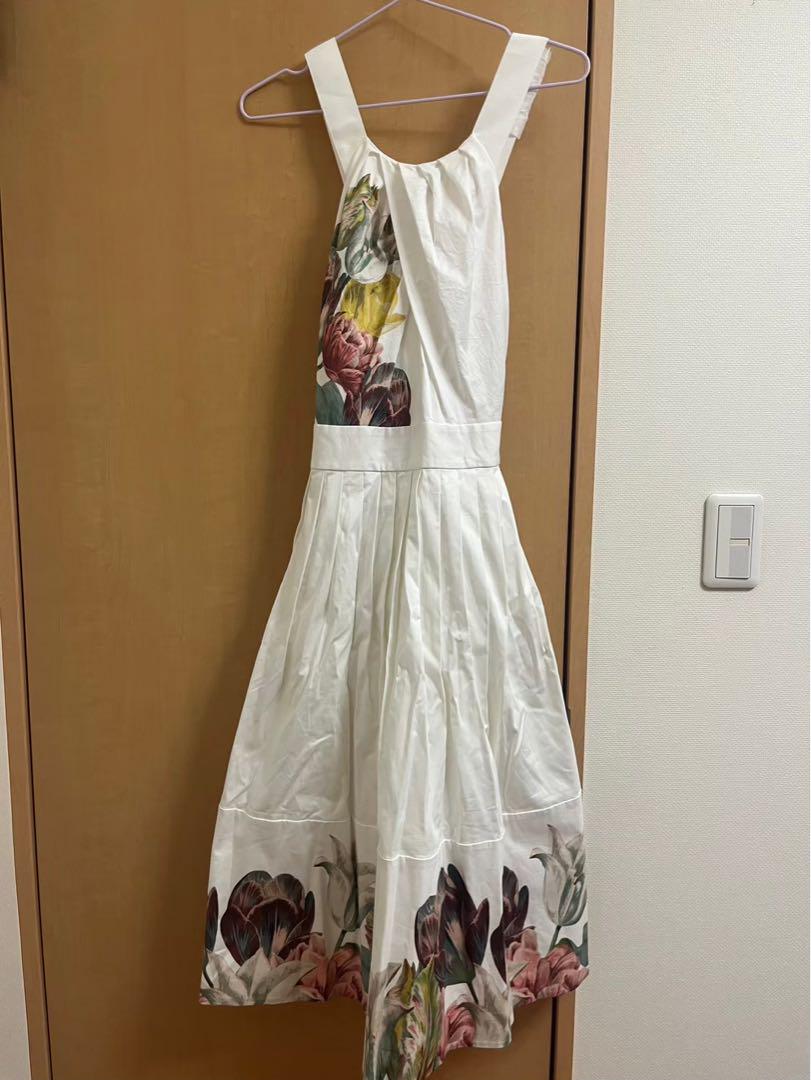 Ted Baker フラワープリント ワンピース タグ付き】Ted Baker フラワープリント ワンピース