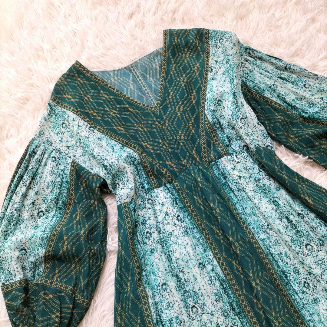 美品⁂ジャーナルスタンダード⁂ヴィンテージライクフラワー ワンピース　花柄　緑