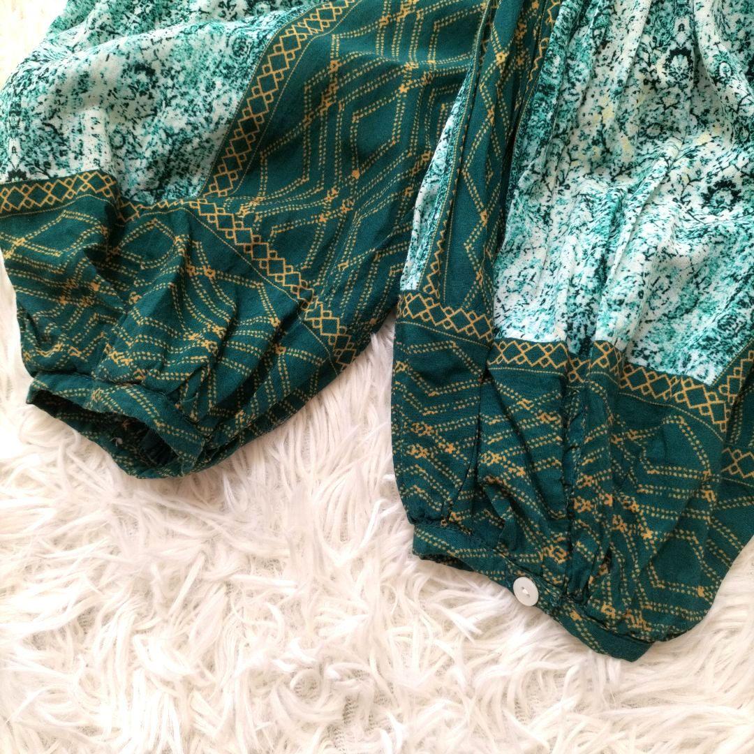 美品⁂ジャーナルスタンダード⁂ヴィンテージライクフラワー ワンピース　花柄　緑