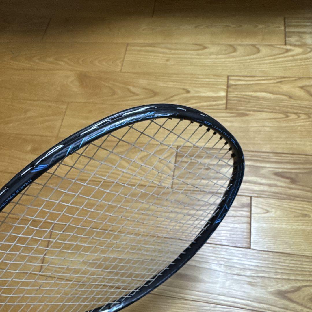 【裕】YONEX ボルトリックZ-FORCE Ⅱ ブラック 4UG5 YONEX バドミントンラケット VOLTRIC Z-FORCE Ⅱ 4UG5 ボルト