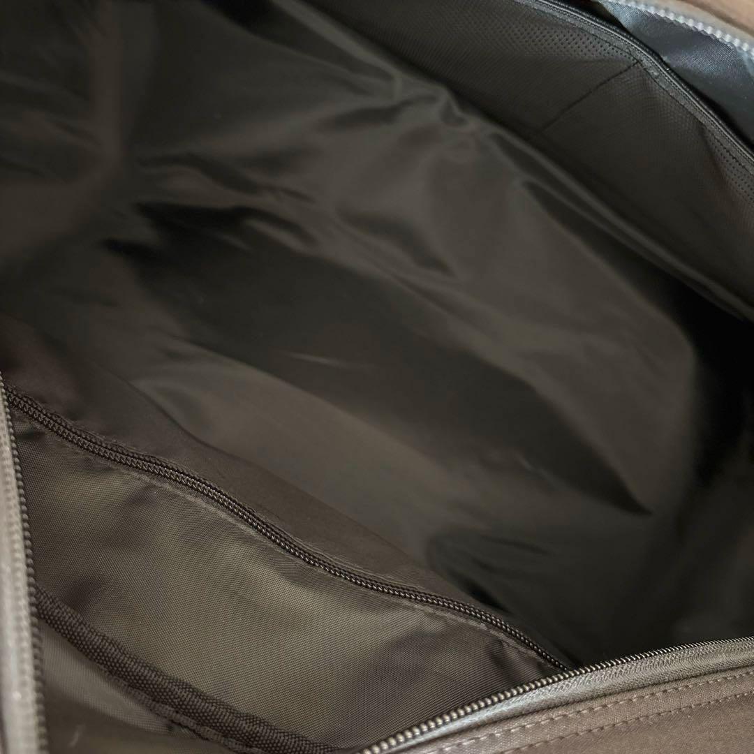 【新品】　タイトリスト　ボストン　バッグ　スポーツ　ゴルフ　黒　ブラック　軽量