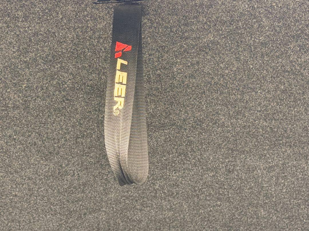 トノカバー ブラック