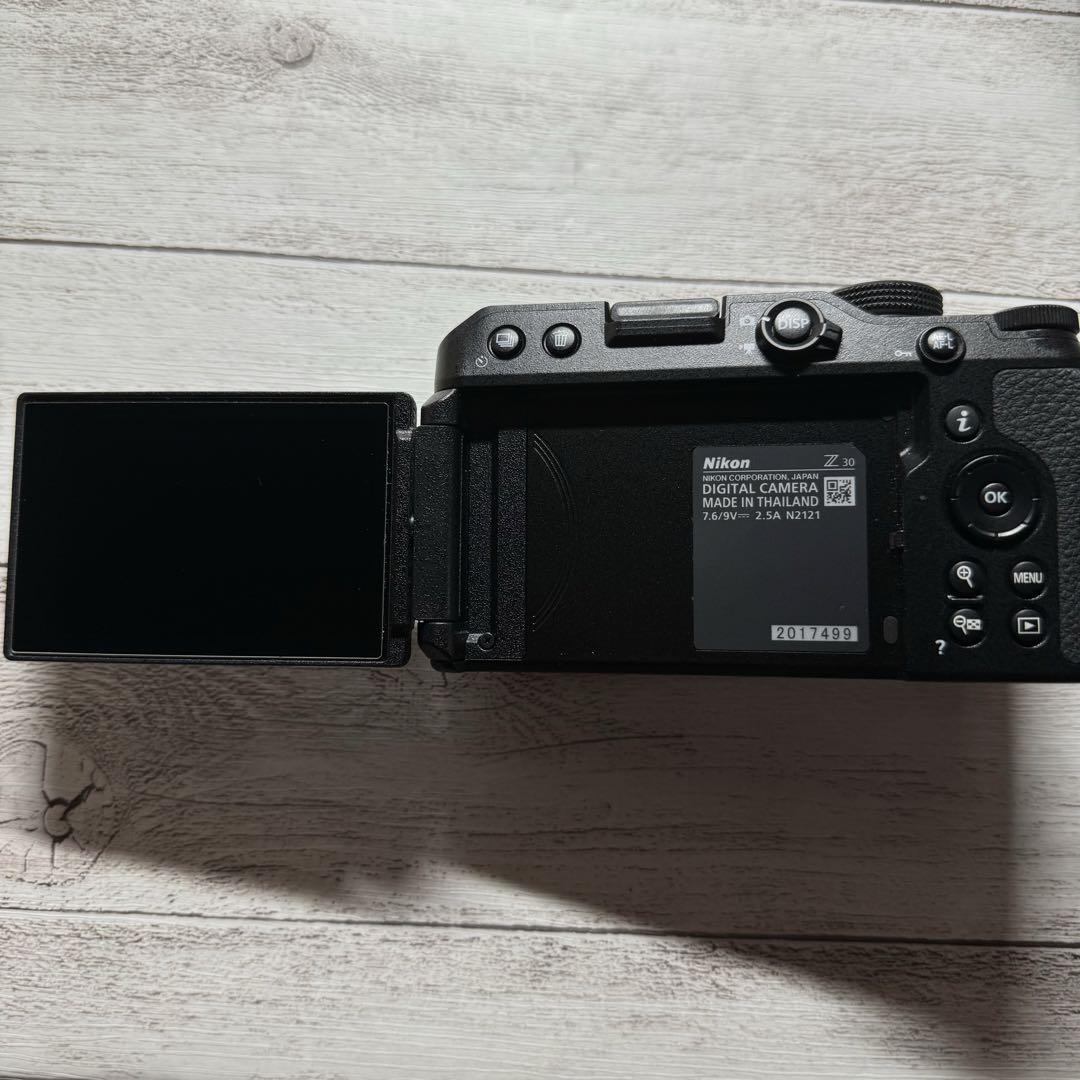 Nikon z30 ボディ 本体