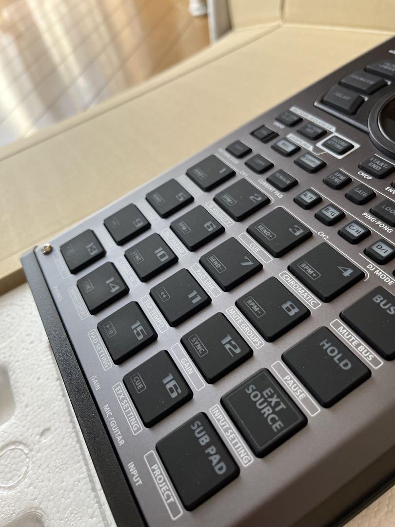 Roland SP-404MKII LINEAR WAVE SAMPLER ビ…