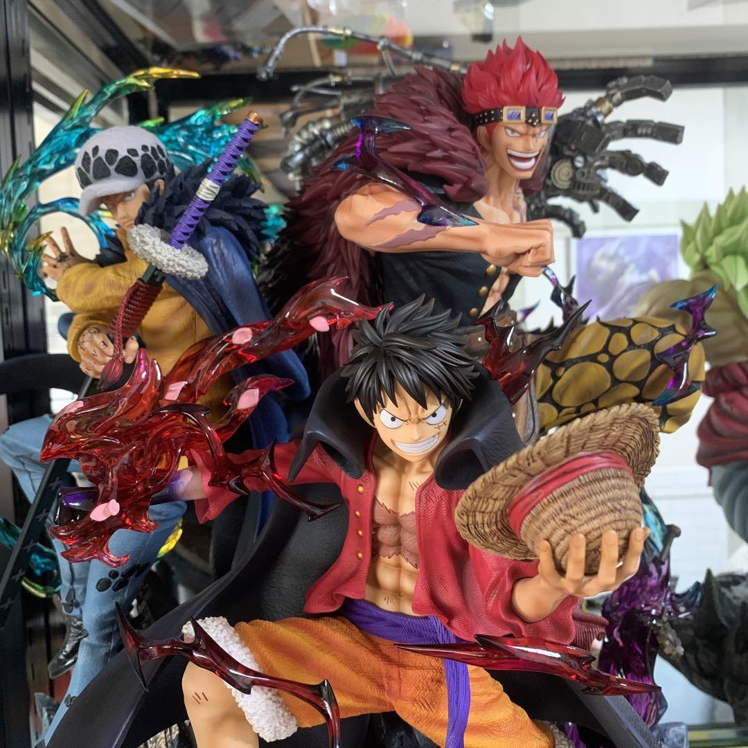 ワンピース コレクタブル 週刊少年 ジャンプ 三船長 ルフィ キッド ロー ワンピース 3船長 ルフィ キッド ロー フィギュア ガレージ