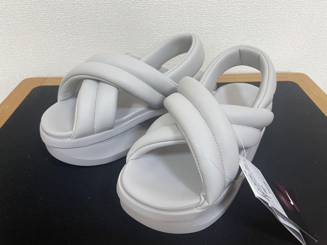 ナイキ NIKE エアマックス アイラ 22センチ
