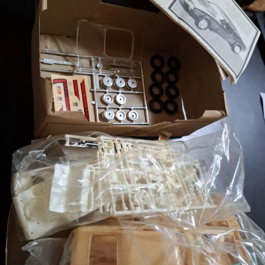 Matchbox Capri II 1/25スケールモデルキット