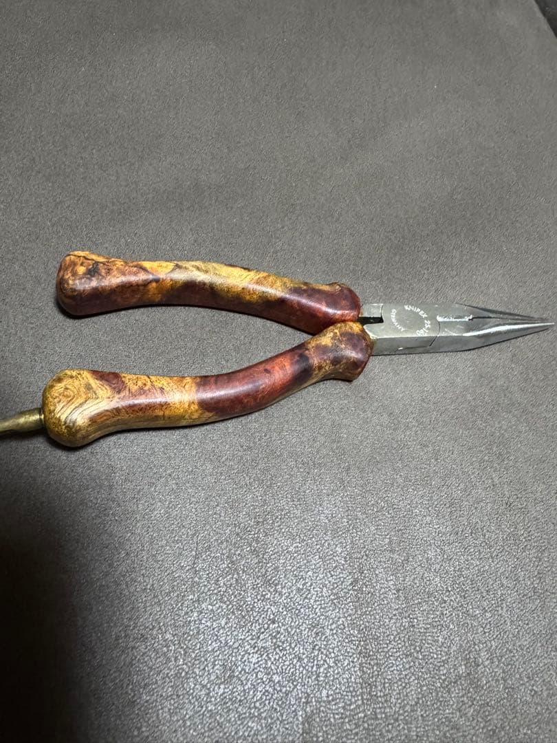 クニペックス 160 花梨瘤紅白黒 プライヤー