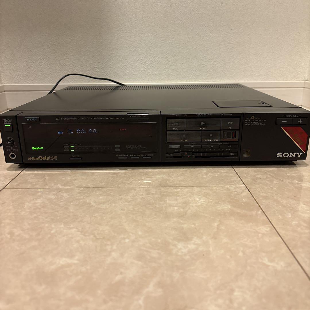 Betamax SL-HF705
