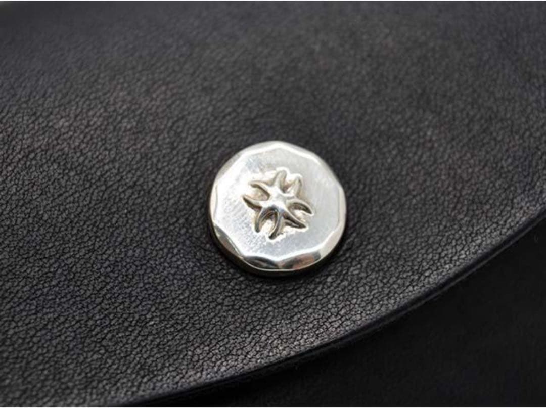 HIKAZANNEGO ブラックレザー二つ折り財布