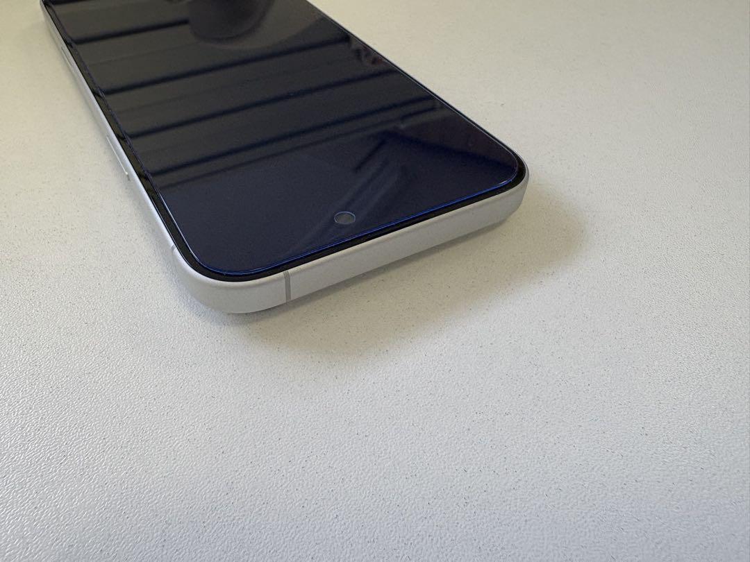 iPhone16 plus 128GB ホワイト SIMフリーAppleCare