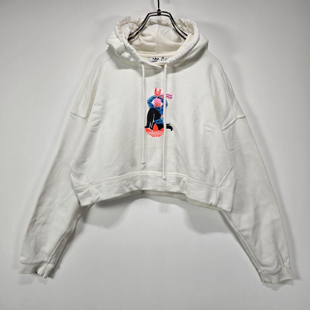 adidas　クロップド　フーディー　パーカー　S　ショート丈　刺繍　人気　古着