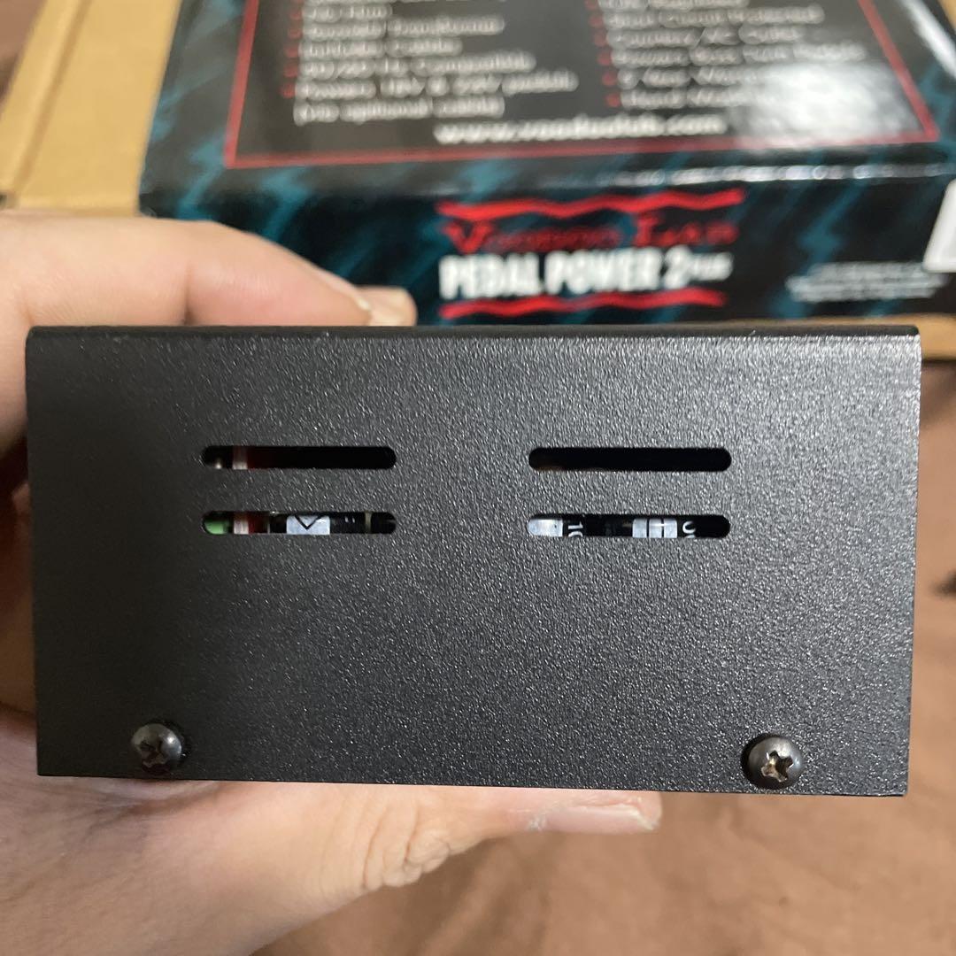 VOODOO LAB Pedal Power 2 Plus　パワーサプライ