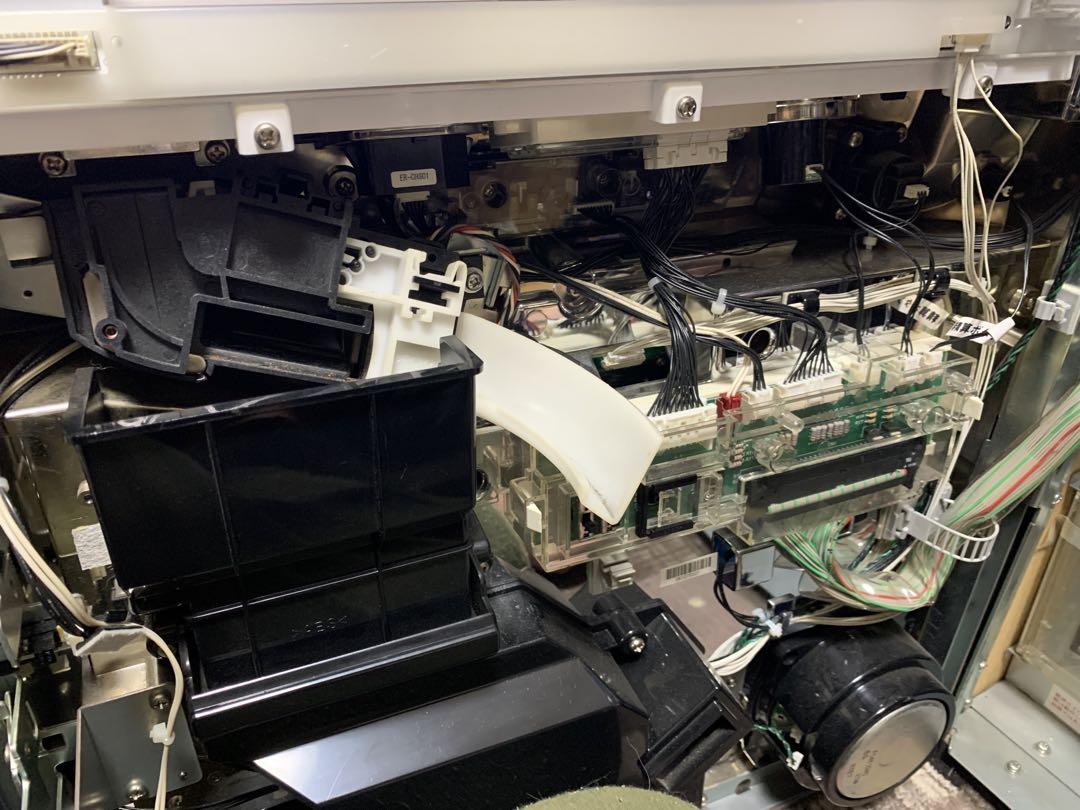 パチスロ実機　デビルメイクライ4 コイン不要機・データカウンター パチスロ実機 デビルメイクライ4 コイン不要機・データ