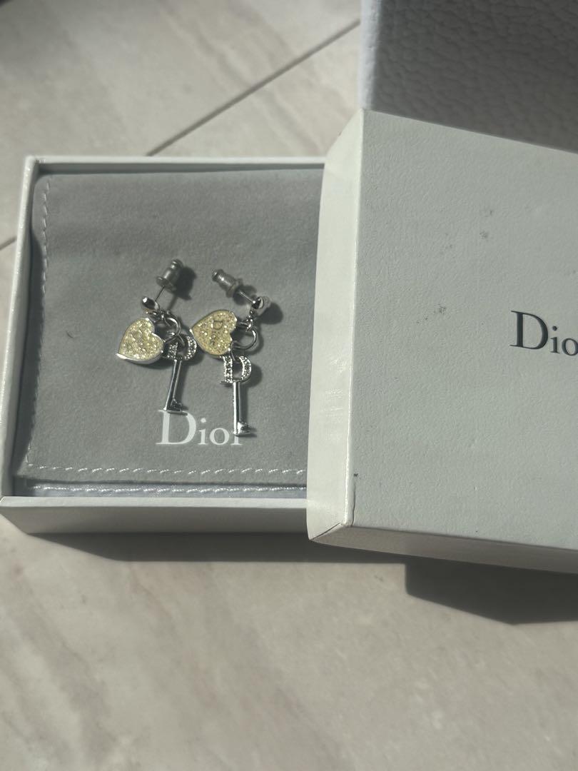 Dior クリスチャンディオールハートピアス