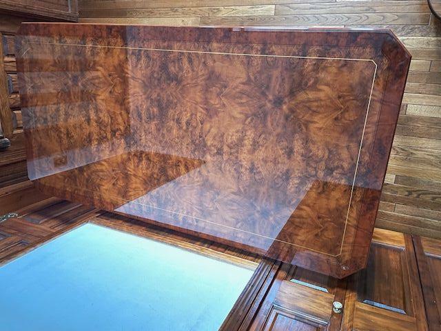 イタリア製 高級 葡萄杢 美品 ダイニングテーブル 4〜6人用