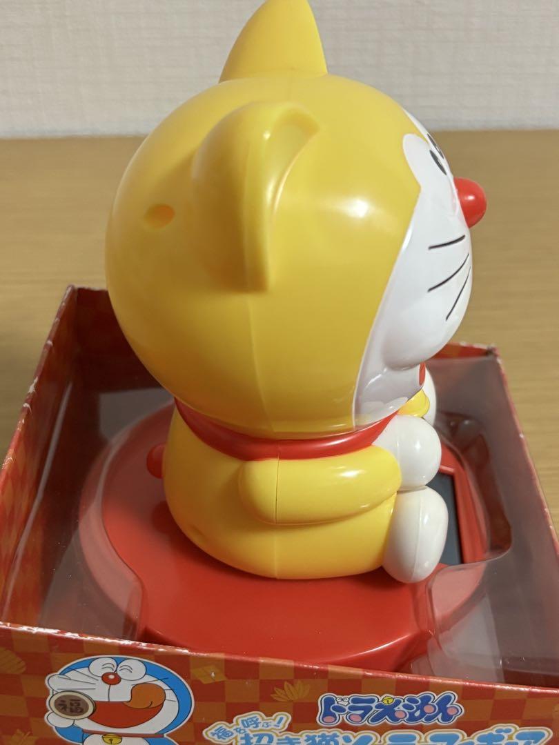 ドラえもん　招き猫　ソーラー　フィギュア　福を呼ぶ　#12