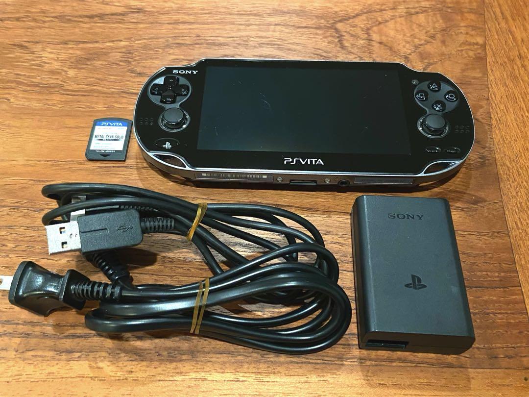 PSvita 本体　PCH-1100 ブラック