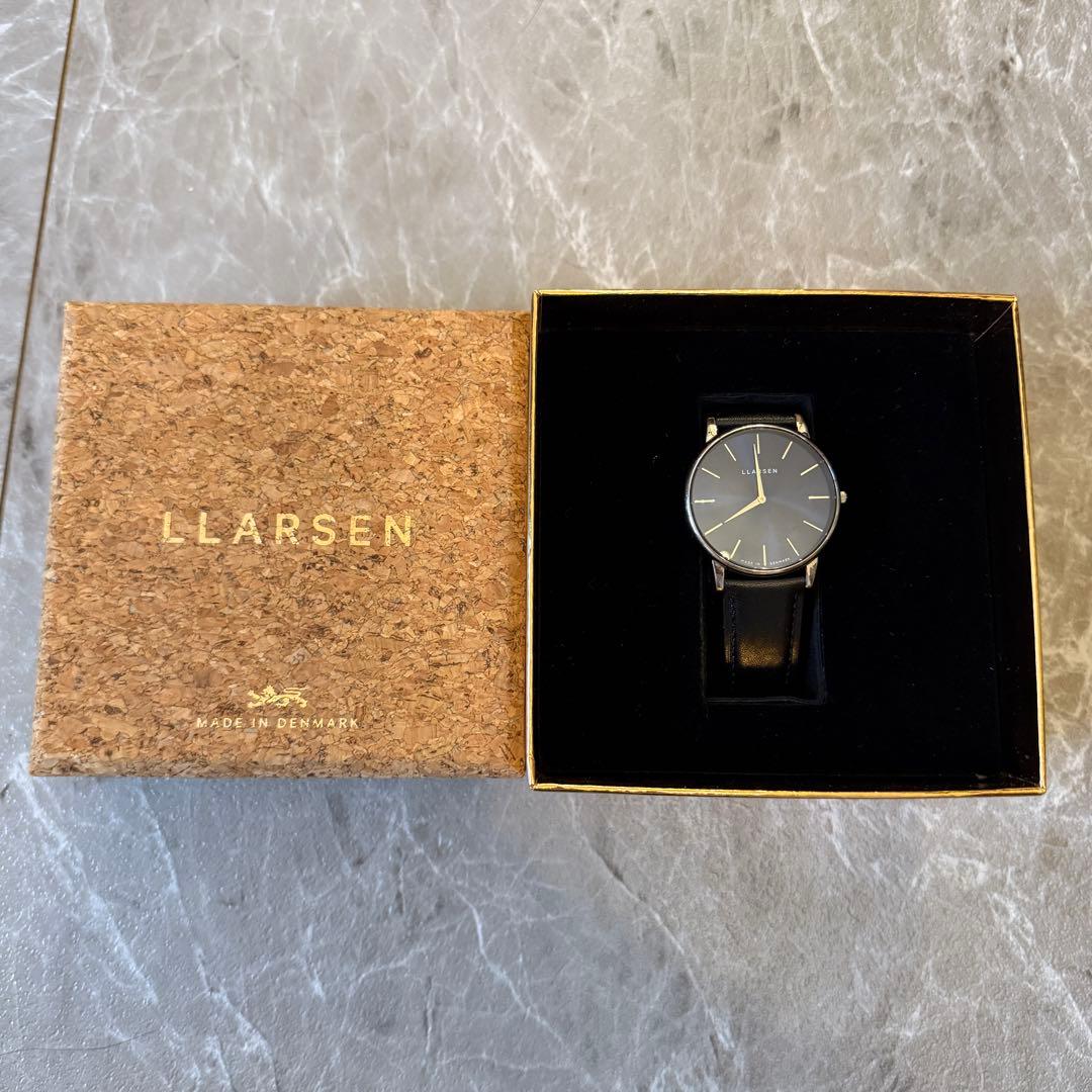 LLARSEN ラースラーセン　腕時計 黒レザー
