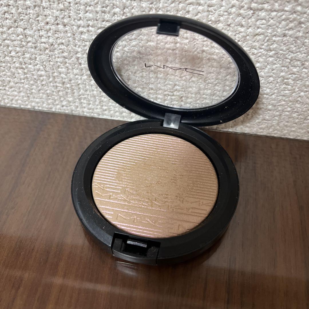 MAC マック エクストラディメンション スキンフィニッシュ
