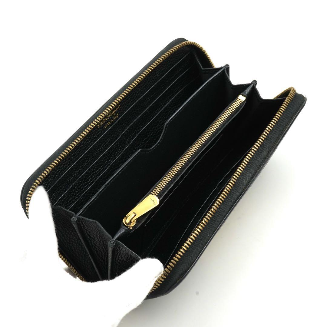 ✨未使用に近い✨ Salvatore Ferragamo 長財布 ガンチーニ