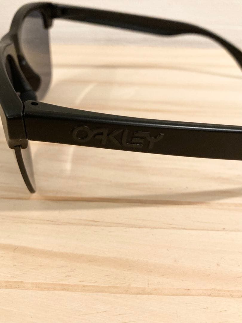 【最終値下】オークリー OAKLEY サングラス フロッグスキン 【最終値下】オークリー OAKLEY サングラス フロッグスキン