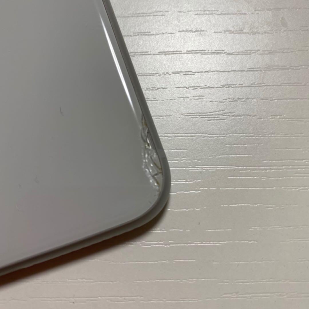 ルカリ iPhone 8 Plus Silver 256 GB docomo mSCMb-m76895565560 カメラ