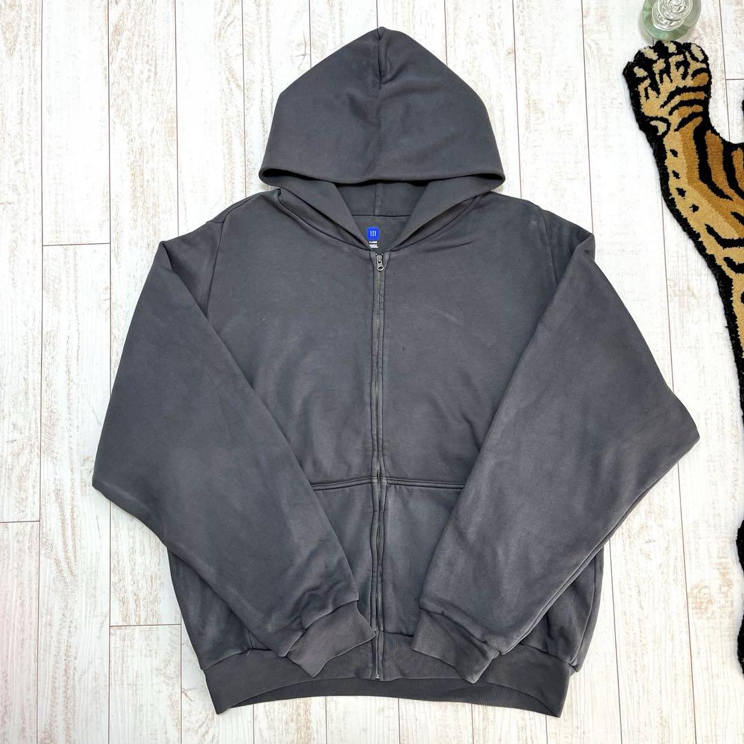 yeezy gap Unreleased zip up hoodie XL