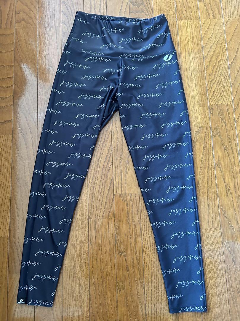 Onzie ジャザサイズ スポーツブラ＆レギンスセット Onzie ジャザサイズ スポーツブラ＆レギンスセット